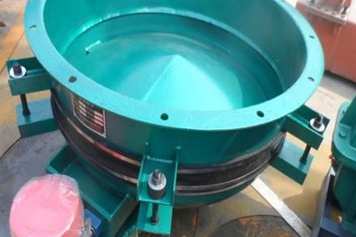 什么是惯性振动给料斗，性能特点怎样